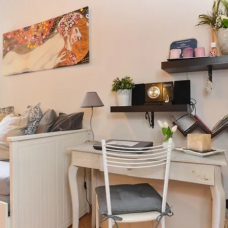Malva Apartament *